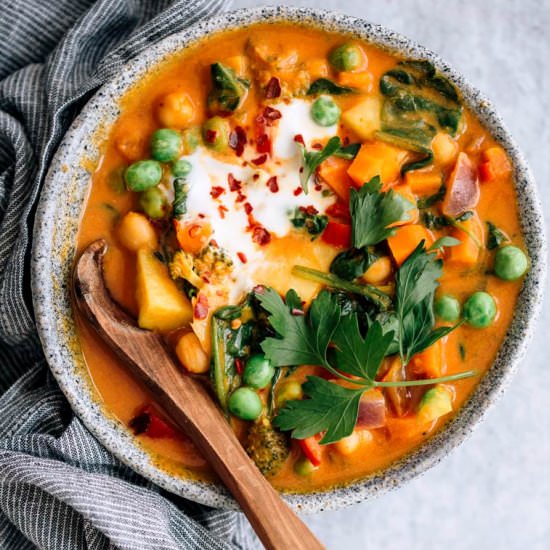 Easy Vegan Thai Potato Curry