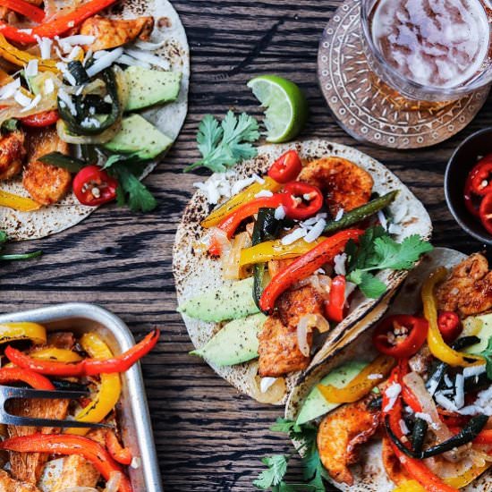 sheet pan adobo chicken fajitas