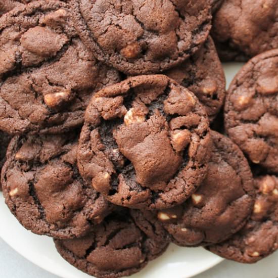 “Reverse” Chocolate Chunk Cookies