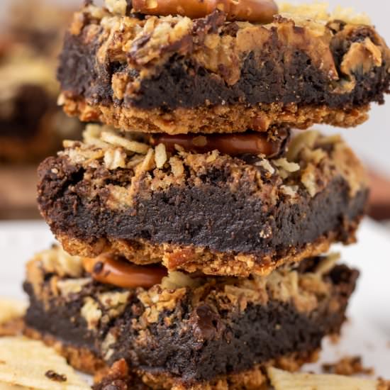 Peanut Butter Pretzel Brownies
