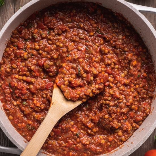One-Pot Lentil & Mushroom Bolognese