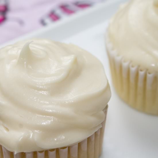 Cream Cheese Frosted Cupcakes