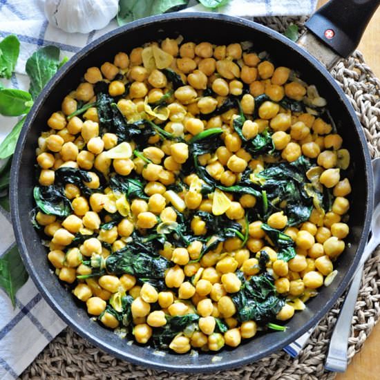 Chickpea & Spinach Skillet