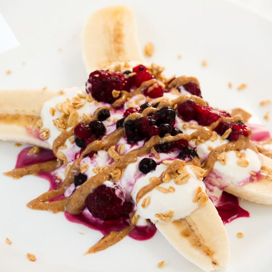 Skinny Banana Split Breakfast