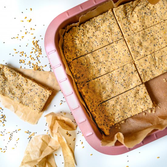 Peanut Butter Oatmeal Protein Bars