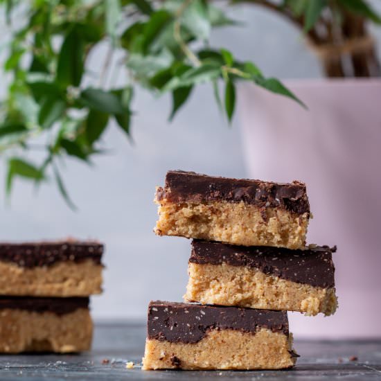 Vegan peanut butter bars.