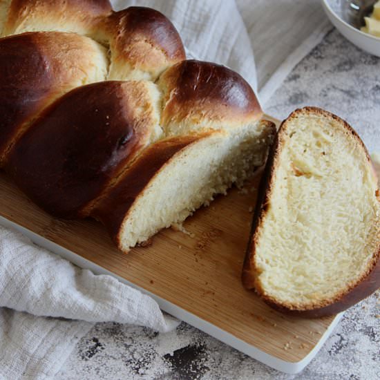 Challah bread