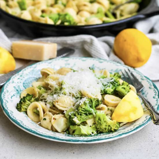 Orecchiette with Broccoli and Lemon