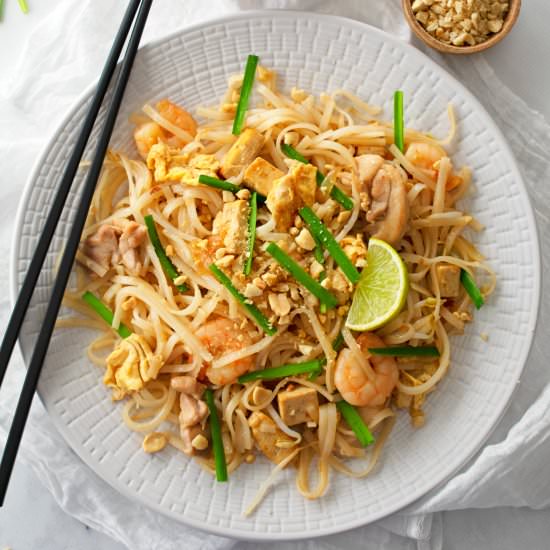 Chicken and Prawn Pad Thai
