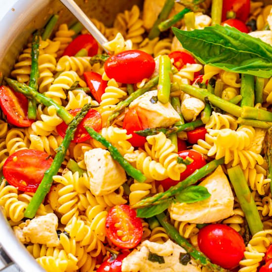 Chicken & Pasta with Asparagus