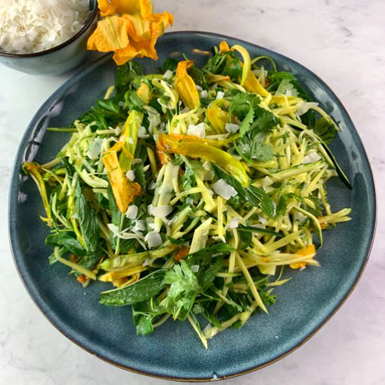 ZUCCHINI SALAD WITH GREEN MANGO