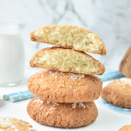 KETO COCONUT COOKIES