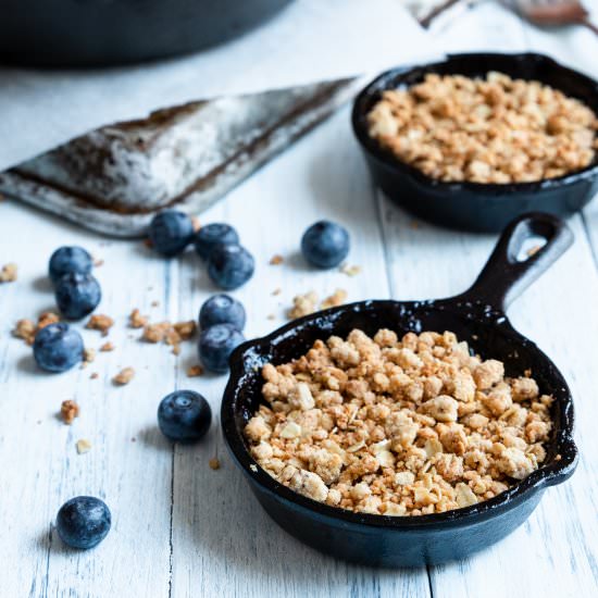 Vegan Breakfast Blueberry Crisp