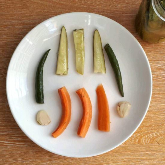Refrigerator Dill Pickles Recipe