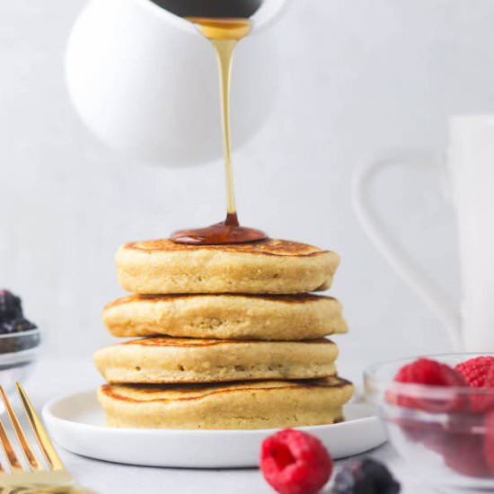 Blender Oat Flour Pancakes