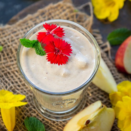Apple smoothie