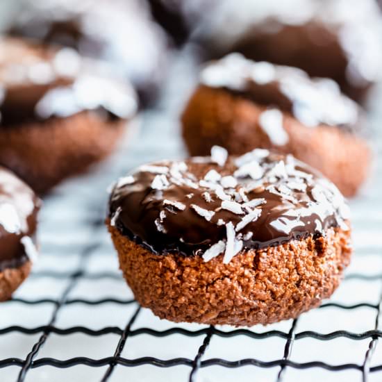 Vegan Chocolate Macaroons