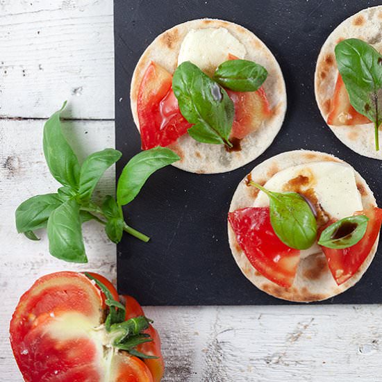 Mini vegetarian tortilla bites