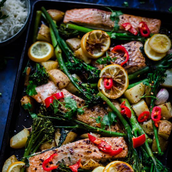 Salmon and Vegetable Traybake