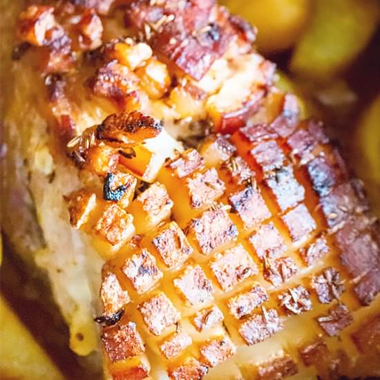 Pork loin roast with garlic