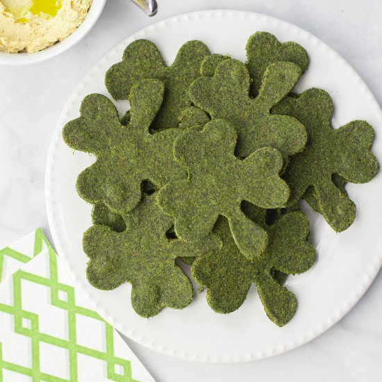 Spinach Shamrock Crackers