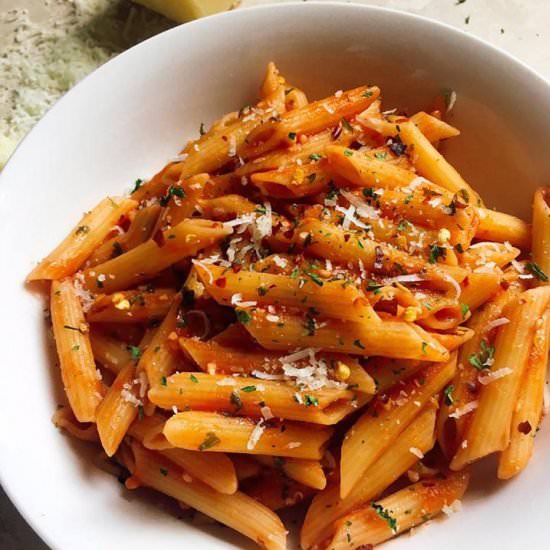 Arrabbiata Pasta (Spicy Pasta)