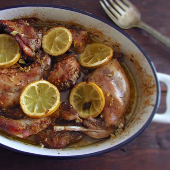 Rabbit in the oven with lemon