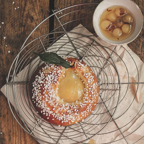 Pears brioche