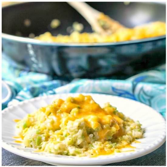 Easy Keto Cheesy Broccoli Cauliflower