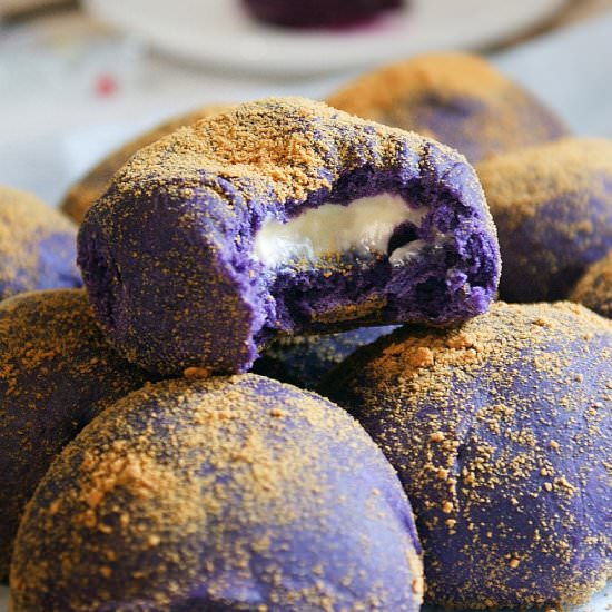 Ube Cheese Pandesal