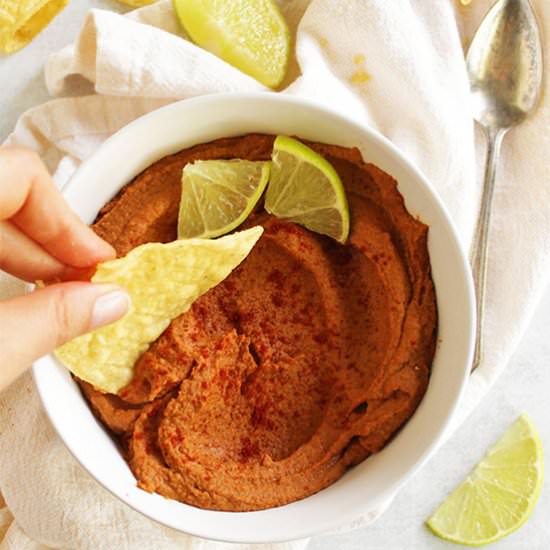 Chipotle black bean hummus