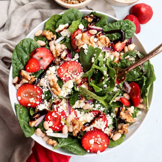 white bean strawberry feta salad