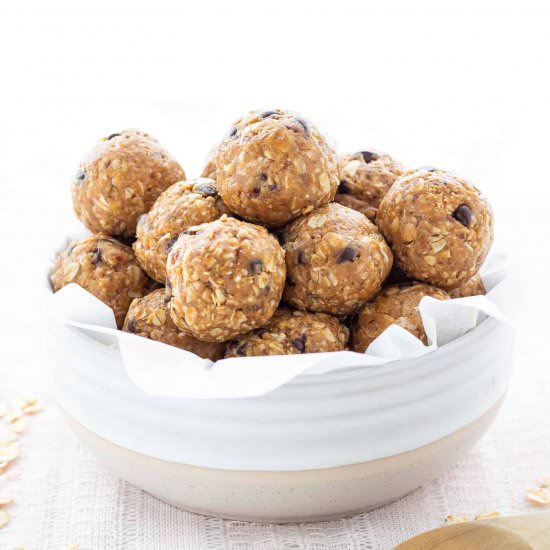 No Bake Oatmeal Energy Bites