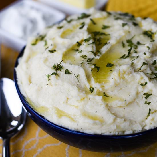 Creamy Cheddar Mashed Potatoes
