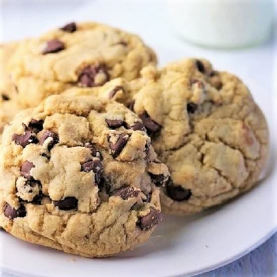 chocolate chip cookies