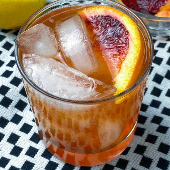 Hot To Make A Paper Plane Cocktail