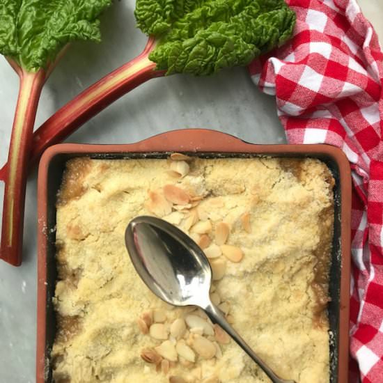 Rhubarb Crumble