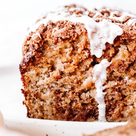 Cinnamon Streusel Banana Bread