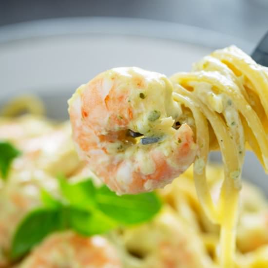 Creamy Shrimp Pesto Pasta