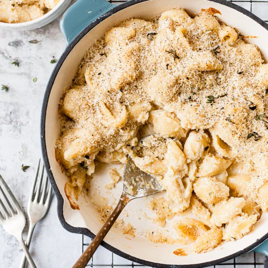 Easy baked macaroni and cheese