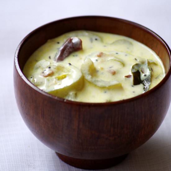 Snake Gourd Yogurt Curry