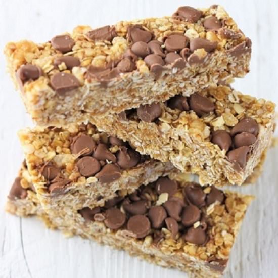 peanut butter chocolate granola bar