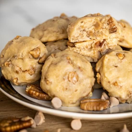 Banana Pecan Cookies with Caramel