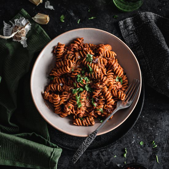 Chunky Vegan Rosé Pasta