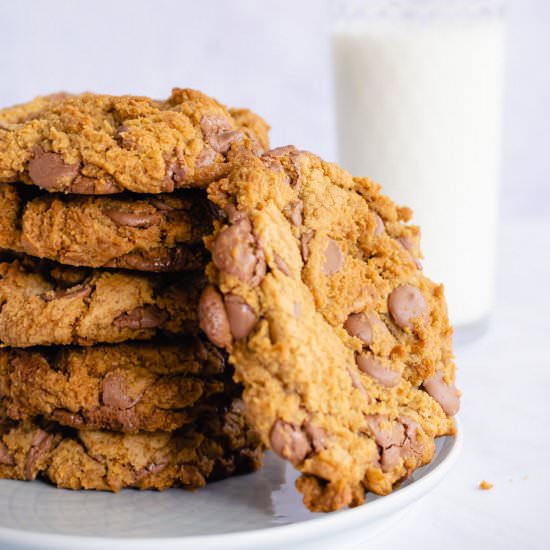 Gooey Chocolate Chip Cookies