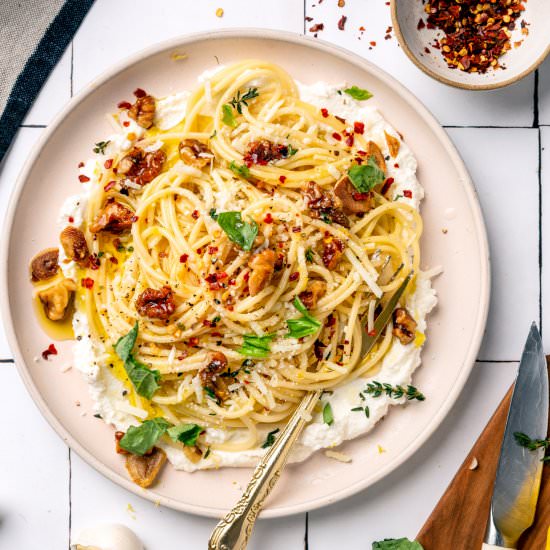 Walnut Ricotta Lemon Pasta