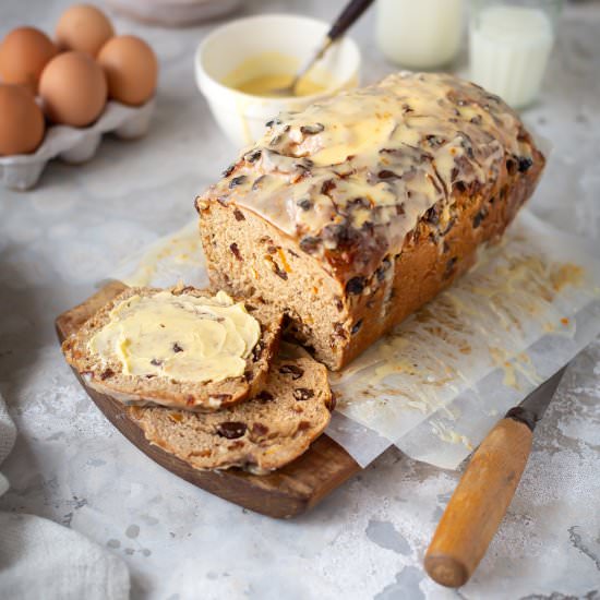 Hot cross bun loaf
