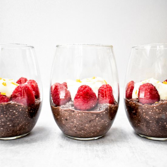 Healthy Dark Chocolate Chia Pudding