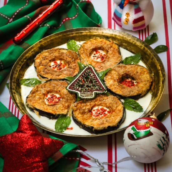 eggplant rings on mint yoghurt
