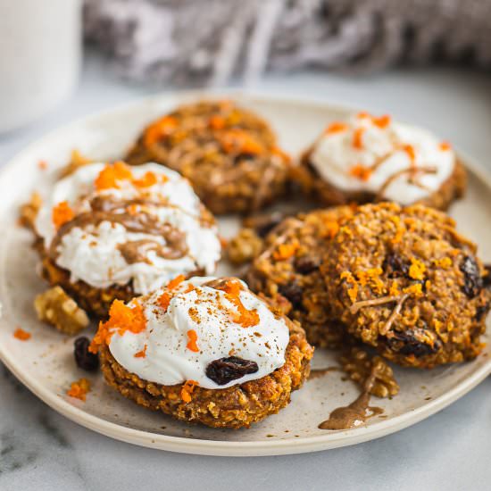 Carrot Cake Oatmeal Cookies